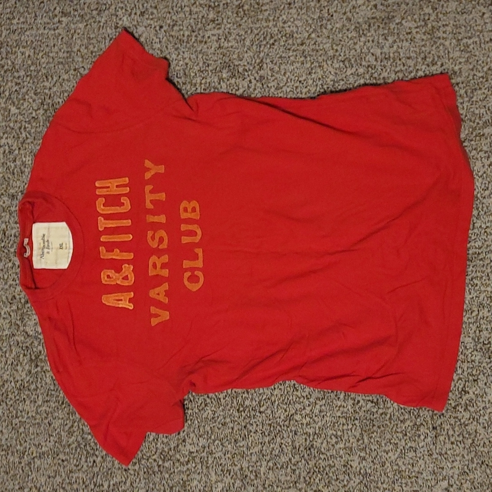 Abercrombie and Fitch mens 2X muscle fit red t shirt
